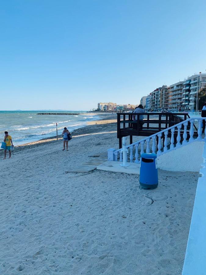 Bonito Apartamento De Dos Habitacion Y Piscina Torrevieja Exterior foto